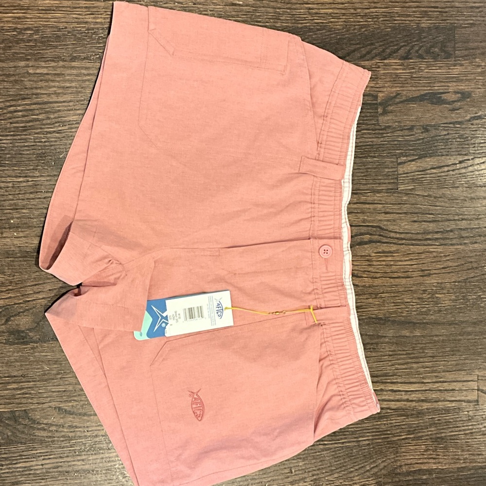 Women’s Button and Zipper Athletic Waterproof Shorts